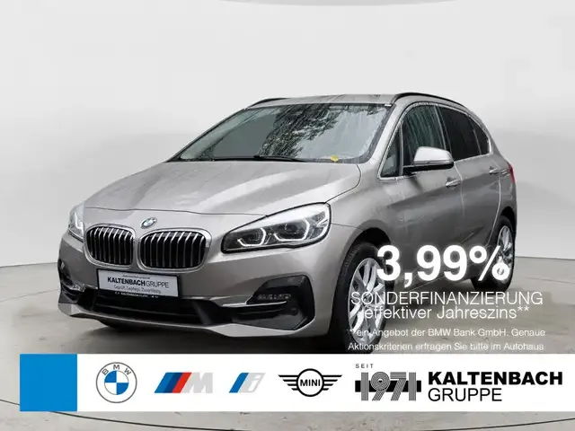 BMW 218