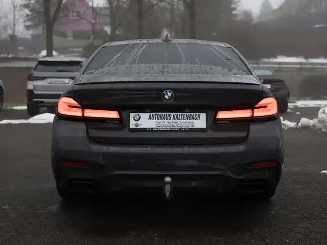 BMW 550