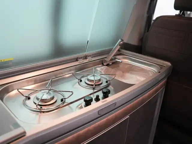 Volkswagen T6.1 California