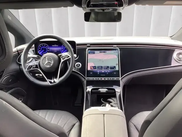 Mercedes-Benz EQS