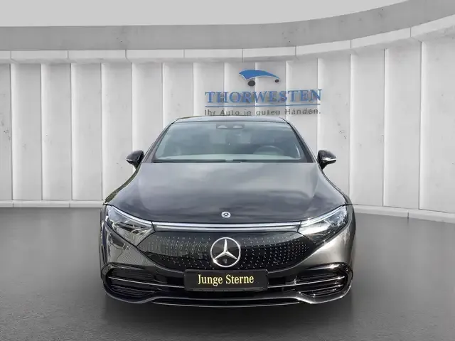 Mercedes-Benz EQS