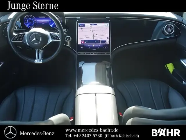 Mercedes-Benz EQE 300