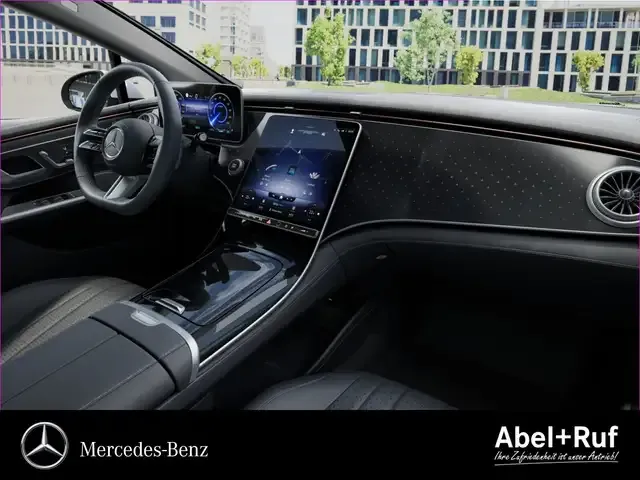 Mercedes-Benz EQE 350