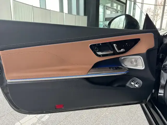 Mercedes-Benz CLE 300