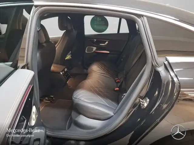 Mercedes-Benz EQE 350