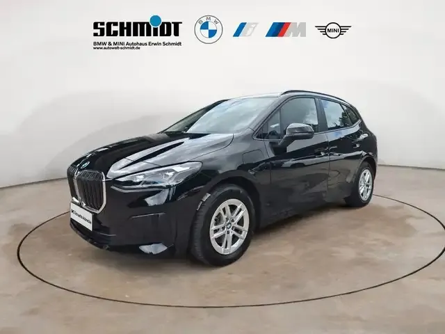 BMW 225