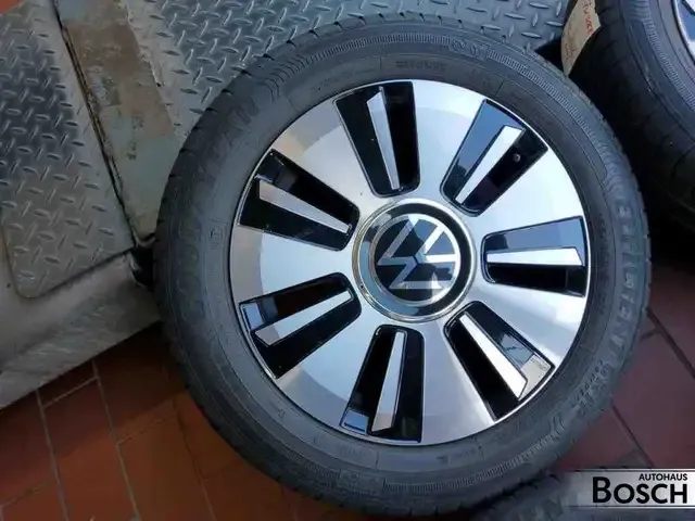 Volkswagen e-up!