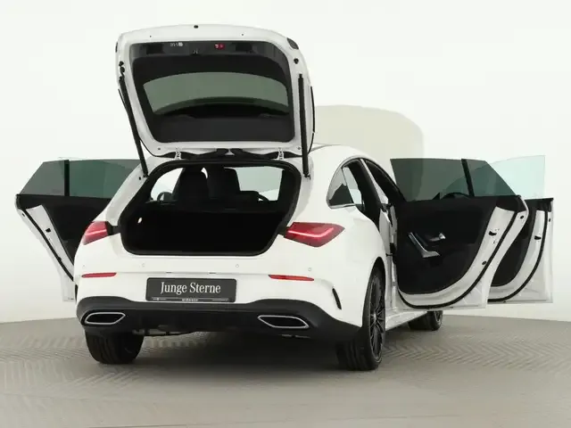 Mercedes-Benz CLA 200