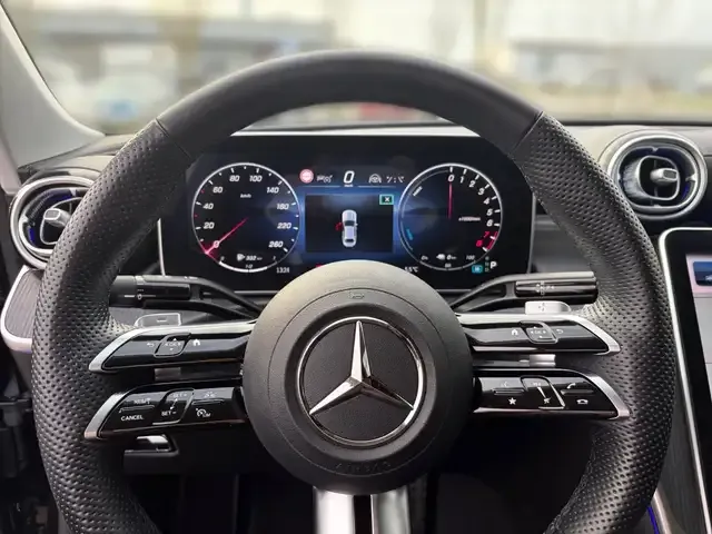 Mercedes-Benz C 300