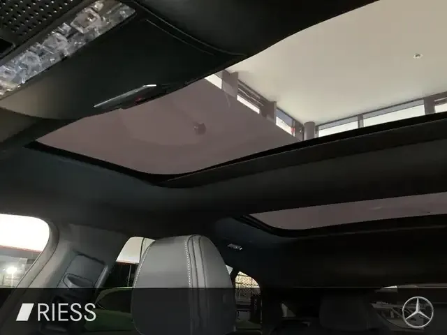 Mercedes-Benz Sonstige