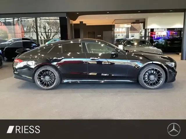 Mercedes-Benz Sonstige