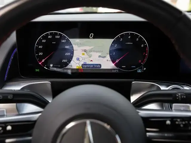 Mercedes-Benz GLB 250
