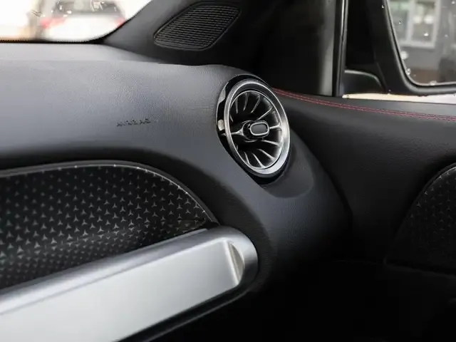 Mercedes-Benz GLB 250