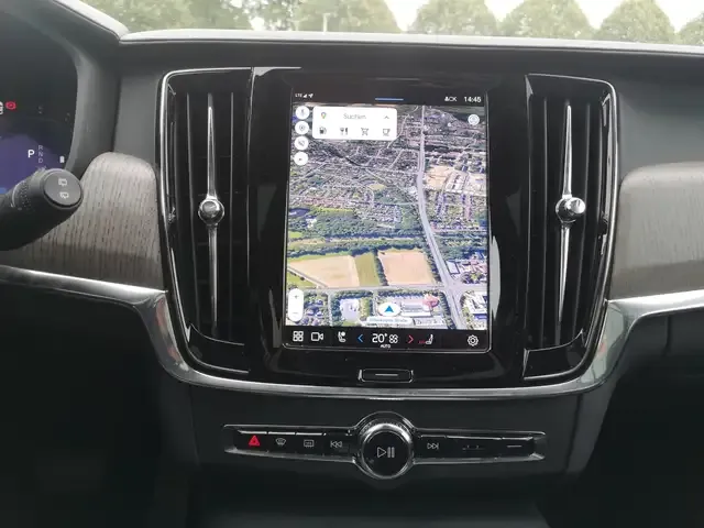 Volvo V90