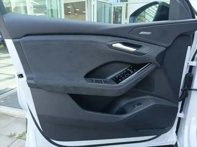 Audi Q6