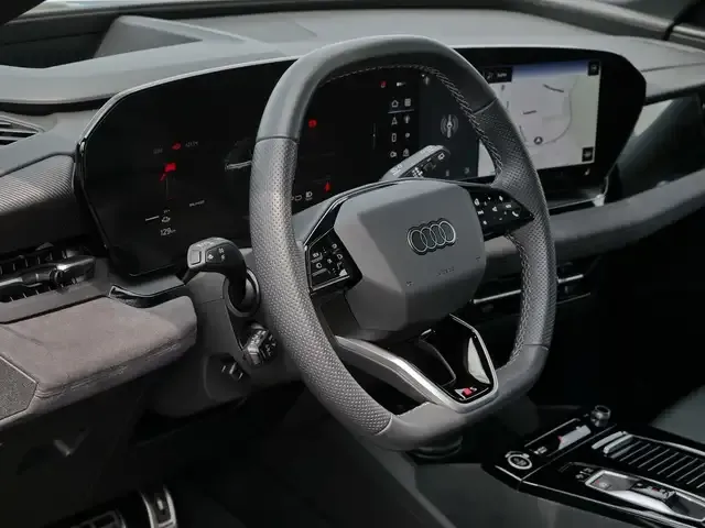 Audi Q6