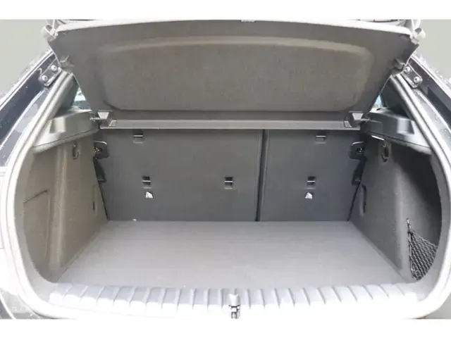 BMW 128