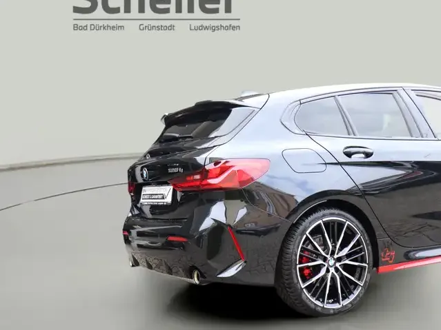 BMW 128