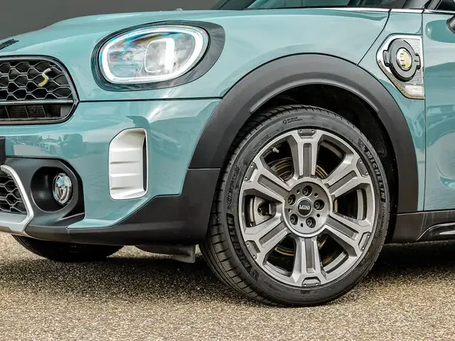 MINI Cooper SE Countryman