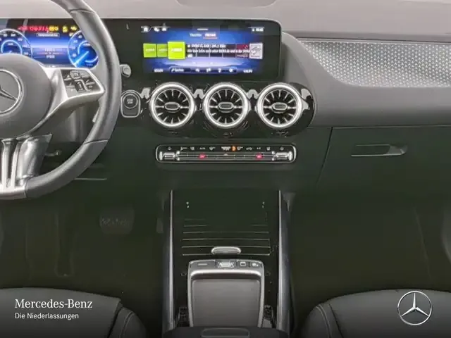 Mercedes-Benz EQA 350