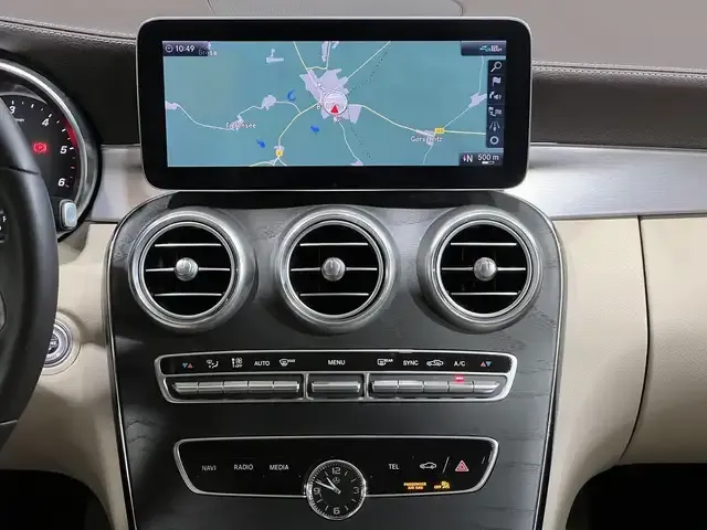 Mercedes-Benz C 220