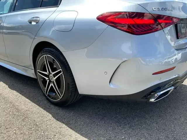 Mercedes-Benz C 300