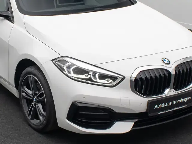 BMW 118