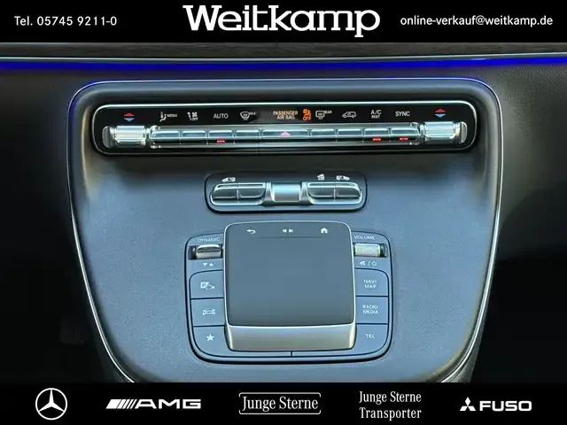 Mercedes-Benz V 220