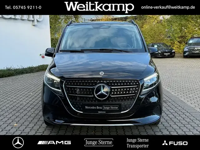 Mercedes-Benz V 220