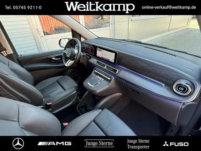Mercedes-Benz V 220