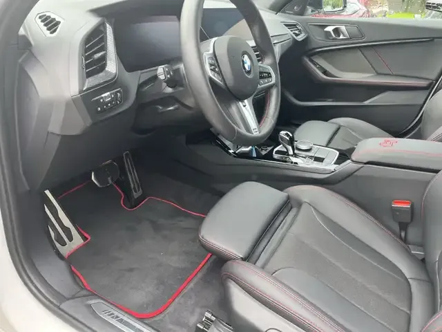 BMW 128