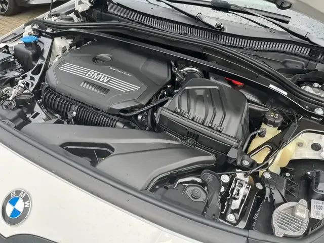 BMW 128
