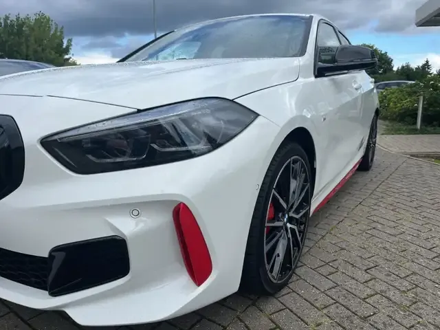 BMW 128