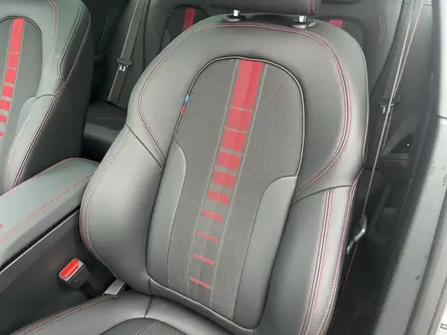 BMW 128