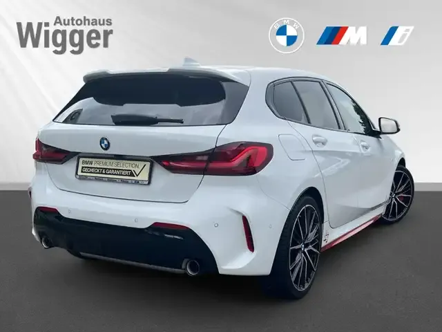 BMW 128