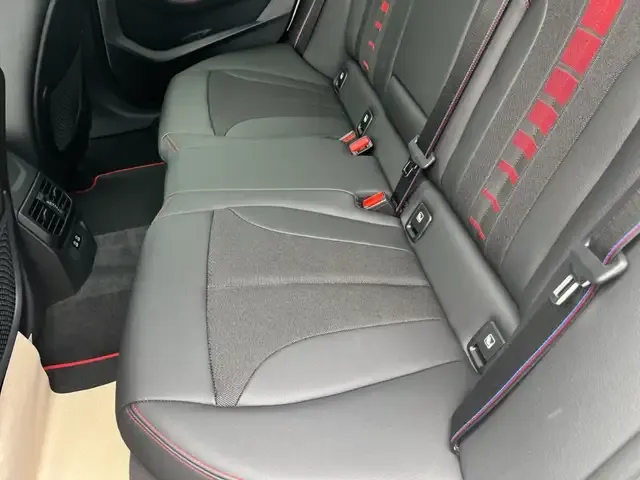 BMW 128