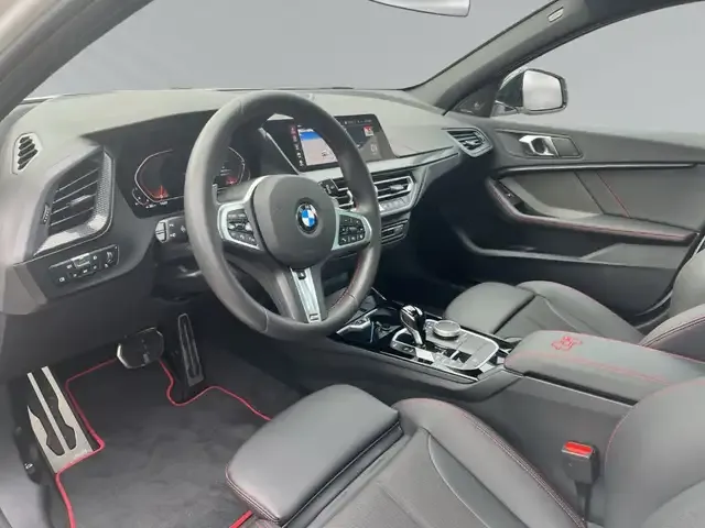 BMW 128