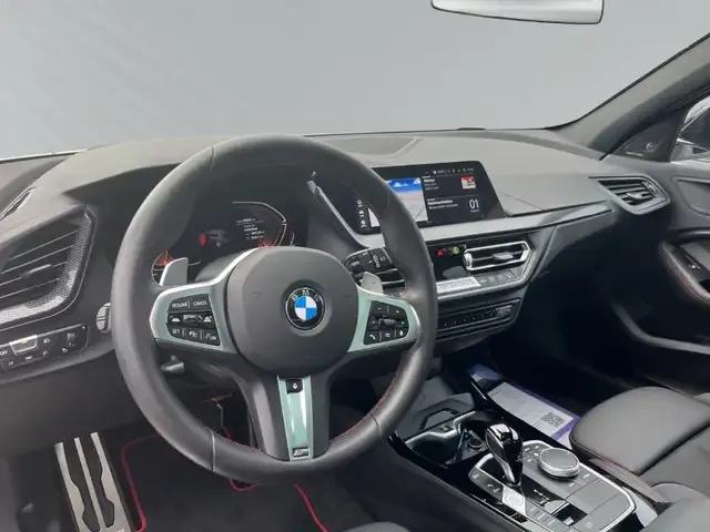 BMW 128