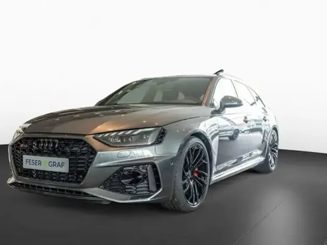 Audi RS4