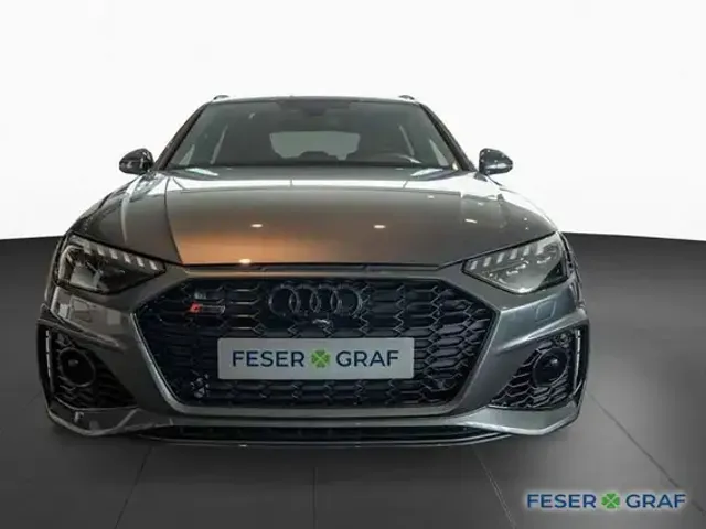 Audi RS4