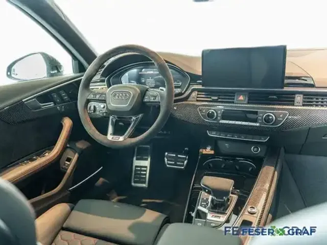 Audi RS4
