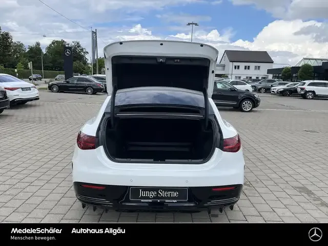 Mercedes-Benz EQE 53