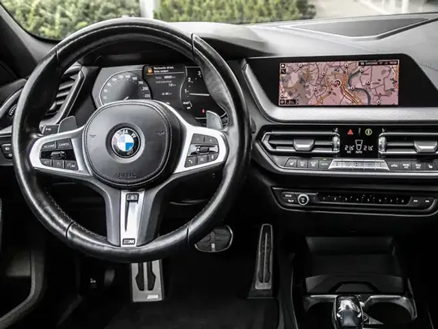 BMW 120