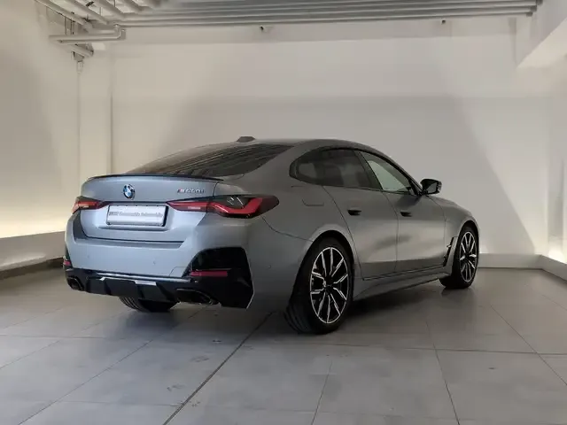 BMW 440