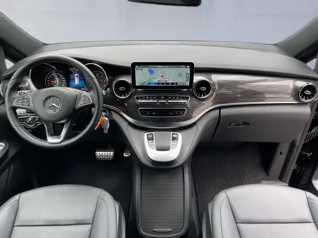 Mercedes-Benz V 250