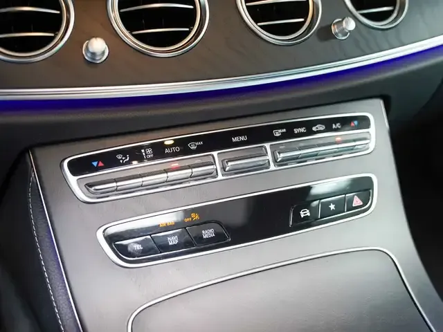 Mercedes-Benz E 400