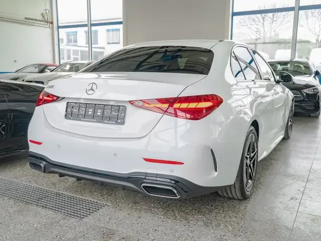 Mercedes-Benz C 200