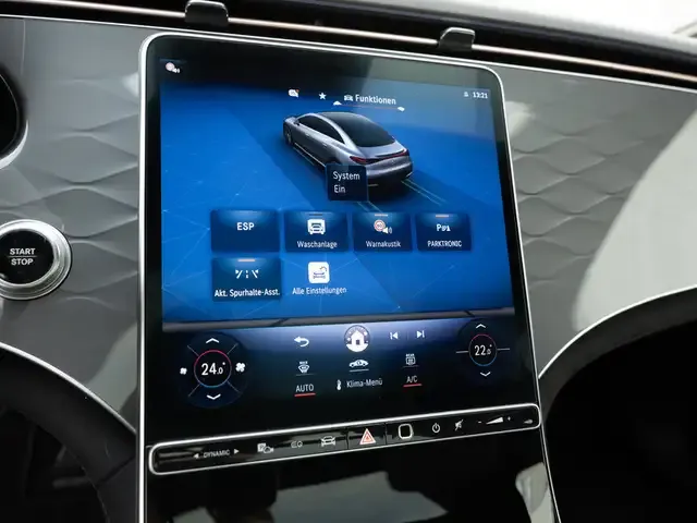 Mercedes-Benz EQE 300