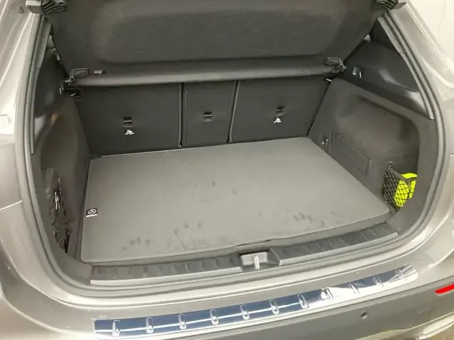 Mercedes-Benz GLA 220
