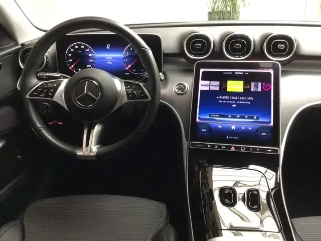 Mercedes-Benz C 180